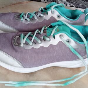 Vionic Women's Walking Shoes Sneakers